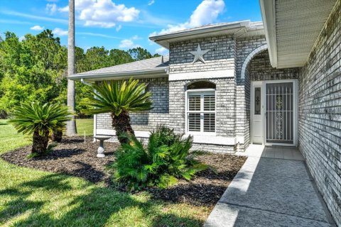 House in San Antonio, Florida 2 bedrooms, 150.87 sq.m. № 2093962 - photo 3