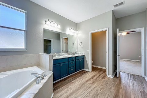 Casa en venta en Winter Haven, Florida, 4 dormitorios, 182.09 m2 № 1798215 - foto 22
