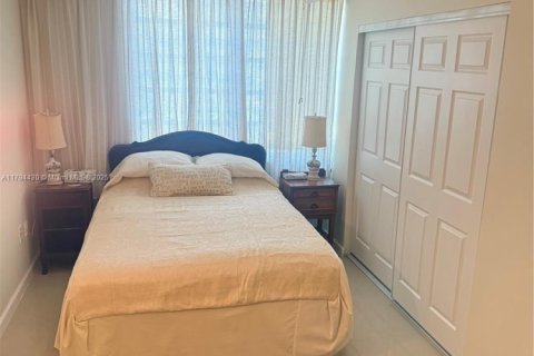 Condo in Pembroke Pines, Florida, 1 bedroom  № 1867216 - photo 28