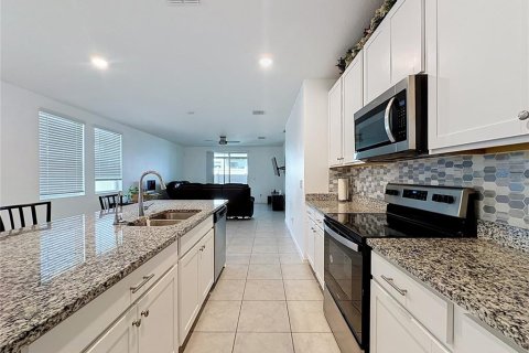 Casa en venta en Davenport, Florida, 4 dormitorios, 156.82 m2 № 2219693 - foto 7