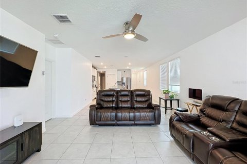 Casa en venta en Davenport, Florida, 4 dormitorios, 156.82 m2 № 2219693 - foto 14