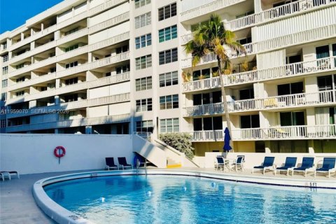 Купить кондоминиум в Саут-Палм-Бич, Флорида 1 спальня, 74.32м2, № 2024752 - фото 24