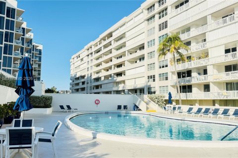 Купить кондоминиум в Саут-Палм-Бич, Флорида 1 спальня, 74.32м2, № 2024752 - фото 25