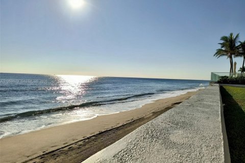 Купить кондоминиум в Саут-Палм-Бич, Флорида 1 спальня, 74.32м2, № 2024752 - фото 22