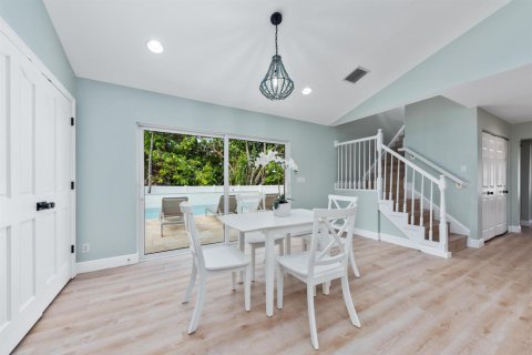 Villa ou maison à vendre à Juno Beach, Floride: 3 chambres, 283.63 m2 № 2261786 - photo 11