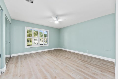 Villa ou maison à vendre à Juno Beach, Floride: 3 chambres, 283.63 m2 № 2261786 - photo 16
