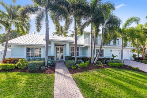 Villa ou maison à vendre à Juno Beach, Floride: 3 chambres, 283.63 m2 № 2261786 - photo 3