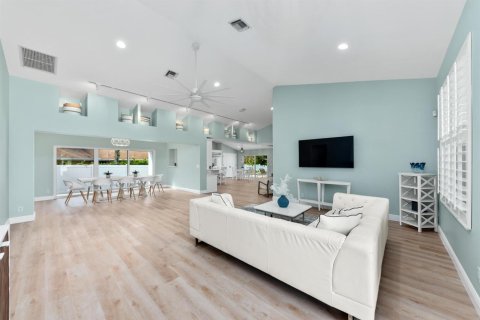 Villa ou maison à vendre à Juno Beach, Floride: 3 chambres, 283.63 m2 № 2261786 - photo 6