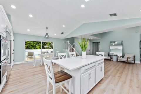 Villa ou maison à vendre à Juno Beach, Floride: 3 chambres, 283.63 m2 № 2261786 - photo 9