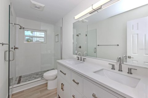 Casa en venta en Nokomis, Florida, 3 dormitorios, 220.46 m2 № 2145456 - foto 13