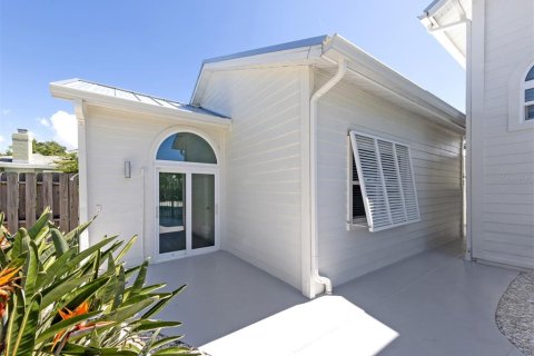 Casa en venta en Nokomis, Florida, 3 dormitorios, 220.46 m2 № 2145456 - foto 16
