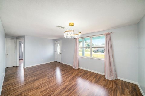 House in Holiday, Florida 3 bedrooms, 102.56 sq.m. № 1918326 - photo 13