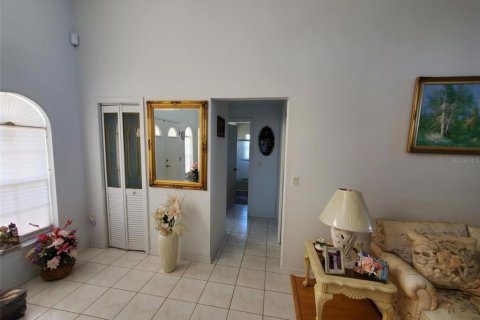 Villa ou maison à vendre à New Port Richey, Floride: 4 chambres, 257.71 m2 № 1737054 - photo 14