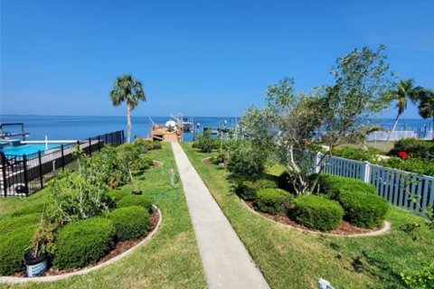 Villa ou maison à vendre à New Port Richey, Floride: 4 chambres, 257.71 m2 № 1737054 - photo 6