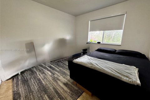 Condo in Miami, Florida, 2 bedrooms  № 2040298 - photo 8