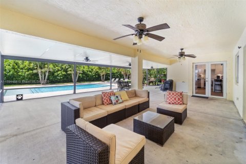 Villa ou maison à vendre à Homestead, Floride: 4 chambres, 180.42 m2 № 1947408 - photo 25