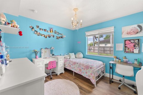 Casa en venta en Homestead, Florida, 4 dormitorios, 180.42 m2 № 1947408 - foto 30