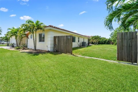 Villa ou maison à vendre à Homestead, Floride: 4 chambres, 180.42 m2 № 1947408 - photo 20