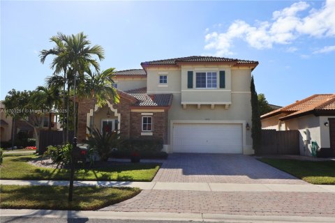 House in Cutler Bay, Florida 3 bedrooms, 174.28 sq.m. № 1457547 - photo 5