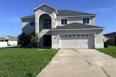 House in Poinciana, Florida 4 bedrooms, 259.2 sq.m. № 2360439
