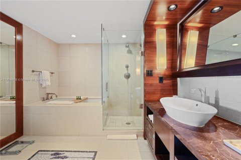 Снять в аренду кондоминиум в Майами-Бич, Флорида 1 спальня, 61.5м2, № 1956554 - фото 9