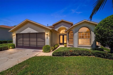 Villa ou maison à Spring Hill, Floride 3 chambres, 183.11 m2 № 2092184