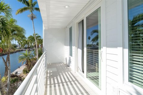 Adosado en venta en Englewood, Florida, 3 dormitorios, 147.71 m2 № 2102032 - foto 5