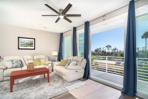 Adosado en venta en Englewood, Florida, 3 dormitorios, 147.71 m2 № 2102032 - foto 4