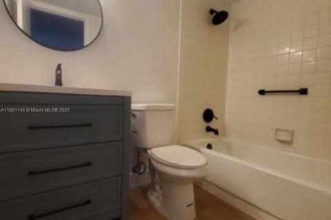 Studio in the Condo in Pembroke Pines, Florida  № 1940947 - photo 8