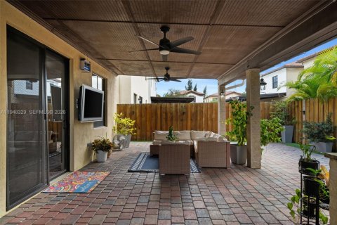 Купить виллу или дом в Дорал, Флорида 4 спальни, 246.19м2, № 2061541 - фото 6