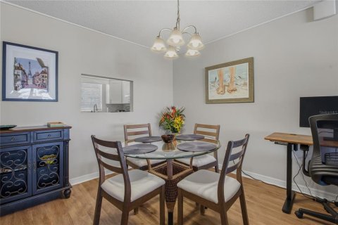 Condo in South Pasadena, Florida, 2 bedrooms  № 2233143 - photo 5