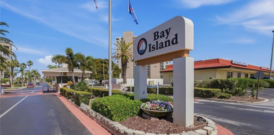 Condo in South Pasadena, Florida, 2 bedrooms  № 2233143