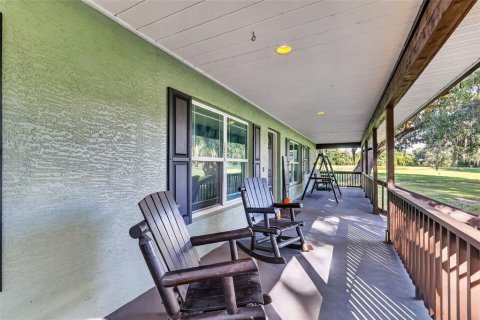 House in Wildwood, Florida 3 bedrooms, 162.58 sq.m. № 2422686 - photo 3