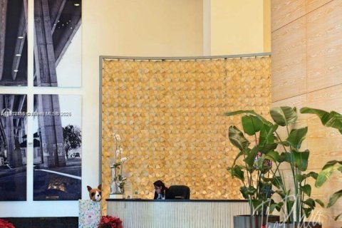 Condominio en alquiler en Miami, Florida, 2 dormitorios, 119.75 m2 № 1925669 - foto 24