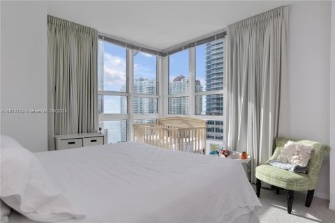Condominio en alquiler en Miami, Florida, 2 dormitorios, 119.75 m2 № 1925669 - foto 19