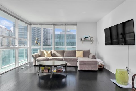 Condominio en alquiler en Miami, Florida, 2 dormitorios, 119.75 m2 № 1925669 - foto 22