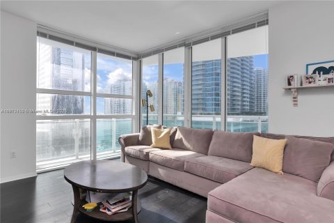 Condominio en alquiler en Miami, Florida, 2 dormitorios, 119.75 m2 № 1925669 - foto 15
