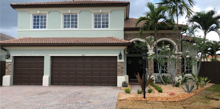 Villa ou maison à Homestead, Floride 4 chambres, 259.38 m2 № 1946034