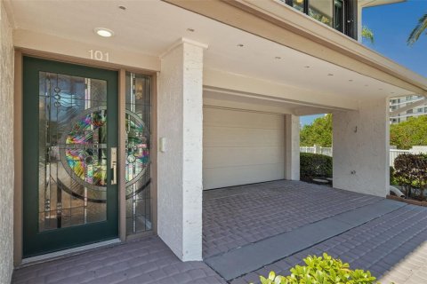 Adosado en venta en Clearwater, Florida, 4 dormitorios, 199.74 m2 № 1749693 - foto 2