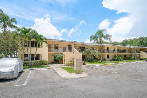 Copropriété à vendre à Delray Beach, Floride: 3 chambres, 135.45 m2 № 2262011 - photo 2