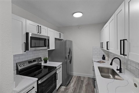 Casa en venta en Melbourne, Florida, 3 dormitorios, 114.27 m2 № 1902465 - foto 9