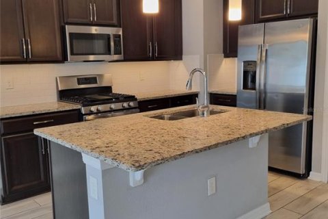 Touwnhouse à vendre à Sanford, Floride: 3 chambres, 138.42 m2 № 2398999 - photo 8