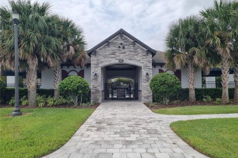 Touwnhouse à vendre à Sanford, Floride: 3 chambres, 138.42 m2 № 2398999 - photo 3