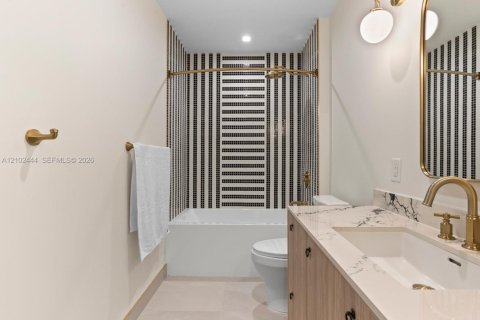 Copropriété à louer à Miami, Floride: 2 chambres № 2407262 - photo 9