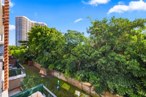 Copropriété à vendre à Fort Lauderdale, Floride: 3 chambres, 191.01 m2 № 2435474 - photo 30