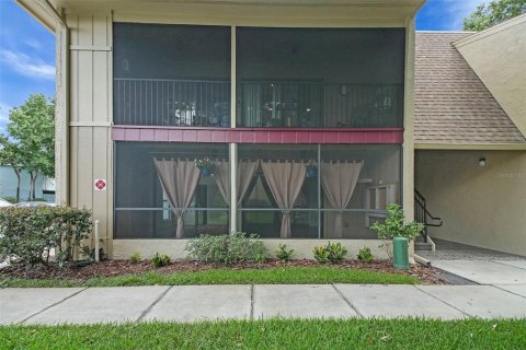 Condo in Winter Springs, Florida, 1 bedroom № 2229640 - photo 10