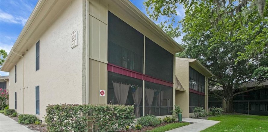 Condo in Winter Springs, Florida, 1 bedroom № 2229640