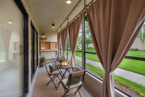 Condo in Winter Springs, Florida, 1 bedroom № 2229640 - photo 21