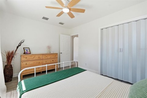 Villa ou maison à vendre à Saint Petersburg, Floride: 3 chambres, 83.98 m2 № 2096347 - photo 13