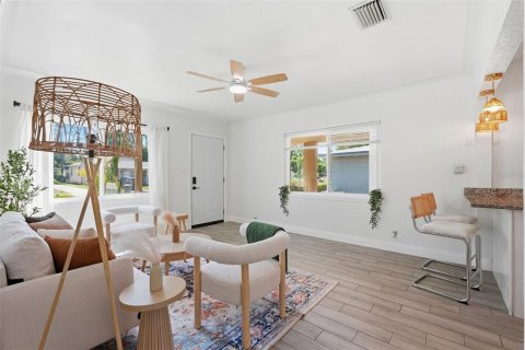 Villa ou maison à vendre à Saint Petersburg, Floride: 3 chambres, 83.98 m2 № 2096347 - photo 21